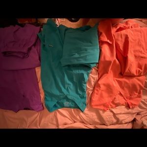 Pretty colored scrubs!!! XL GREAT DEAL